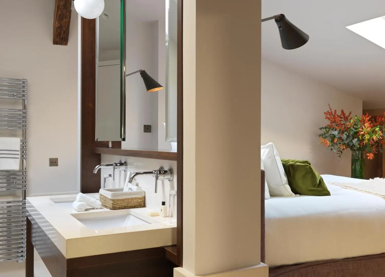 De Pourtales Aparthotel