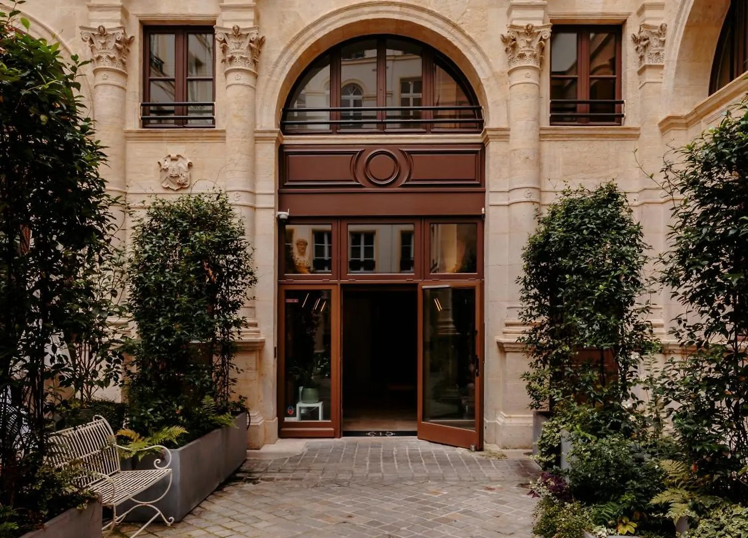 De Pourtales Aparthotel Paris