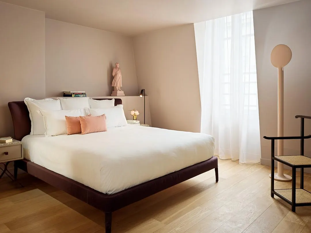 Apartahotel De Pourtales 5*